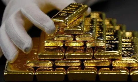 Giá vàng hôm nay (5/4): Giá vàng SJC và nhẫn diễn biến khác lạ, người mua tuần qua lãi 1,5 triệu đồng/lượng