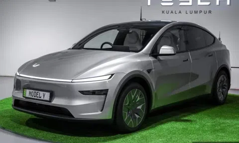 Có gì trên Tesla Model Y L vừa xuất hiện tại Malaysia?