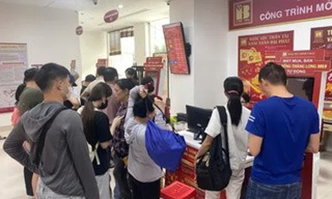 Sau khi ông Vũ Minh Châu bị khởi tố, Bảo Tín Minh Châu hoạt động mua - bán vàng thế nào?