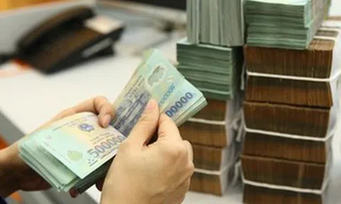 Ngân hàng tiếp tục tăng lãi suất tiết kiệm, gửi 500.000 đồng nhận lãi tới 8,2%/năm