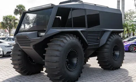 'Siêu xe' đa địa hình Atlas độc đáo đến từ Ukraine