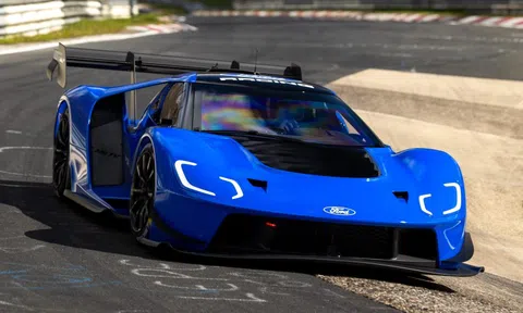 Siêu xe Ford GT Mk IV lập kỷ lục tại trường đua Nurburgring