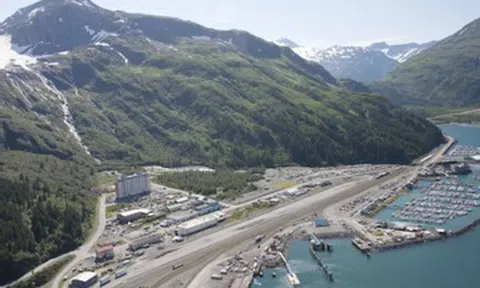 Thị trấn đặc biệt: Cư dân chỉ sống trong chung cư, phải về nhà trước 22h