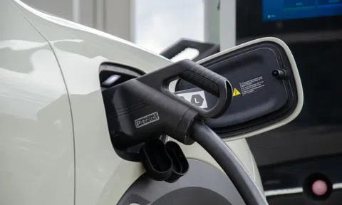 Liên minh trạm sạc xe điện - giải pháp sinh tồn hay chỉ là 'bánh vẽ'?