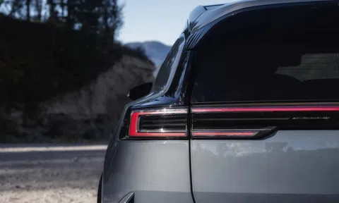 Polestar tung khuyến mại lớn lôi kéo chủ xe điện Tesla