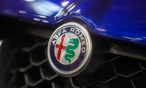 Alfa Romeo sẽ có xe điện 'hồn Trung Quốc'