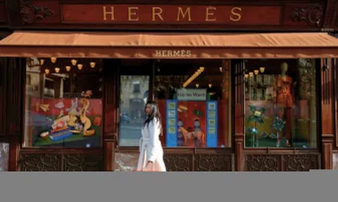 Hàng xa xỉ chật vật giữa xung đột Trung Đông