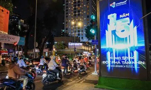 Mối nguy từ bảng quảng cáo ngoài trời