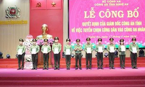 30 nhân viên an ninh hàng không được tuyển vào Công an nhân dân