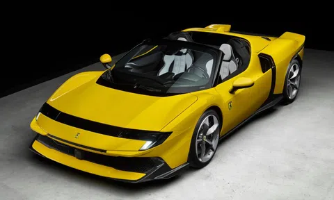 Ảnh thực tế siêu xe Ferrari 849 Testarossa Spider