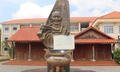 Chuyện ít biết về căn hầm bí mật dưới bể nước nhà má Tám Nhung ở TPHCM