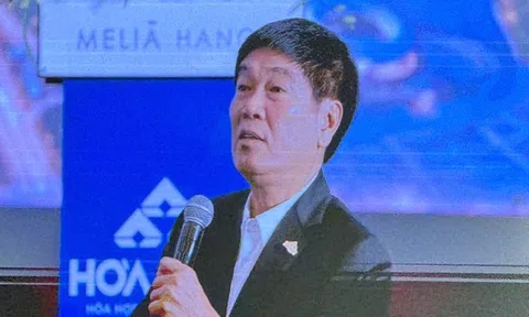 Cổ đông lo ngại VinMetal, ông Trần Đình Long trấn an "cạnh tranh với Hòa Phát không dễ"