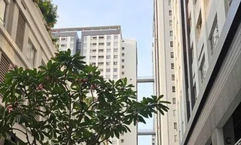 Sống ở chung cư có được lắp điện mặt trời mái nhà để giảm tiền điện?