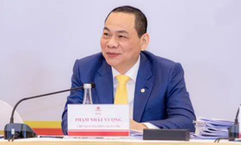 Ông Phạm Nhật Vượng: VinFast sẽ không bao giờ quay lại xe xăng