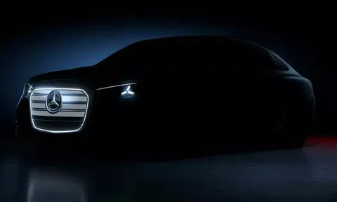 Mercedes-Benz C-Class thuần điện lộ diện, trang bị gây tranh cãi