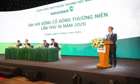 Vietcombank nói gì về kế hoạch thoái vốn tại Eximbank?