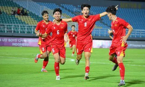 U17 Việt Nam vô địch: Dấu ấn HLV Roland và “hệ sinh thái” CLB Hà Nội