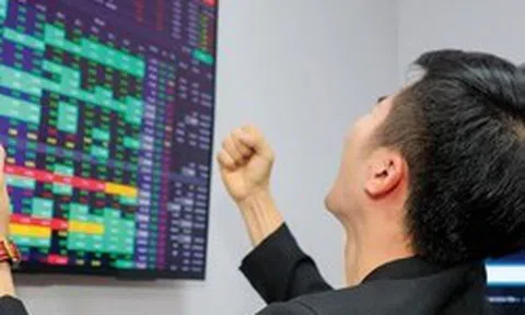 Một cổ phiếu Bluechips được tự doanh CTCK "gom" đột biến hơn trăm tỷ trong phiên VN-Index tăng bốc