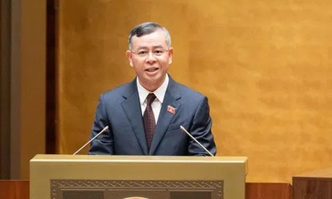 Quốc hội chốt bỏ ngưỡng chịu thuế 500 triệu đồng với hộ kinh doanh