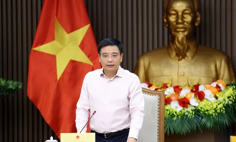 Phó thủ tướng yêu cầu khẩn trương vận hành Trung tâm Tài chính Quốc tế