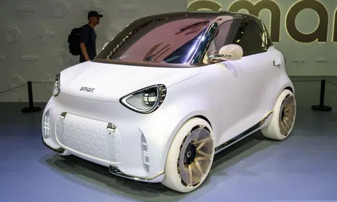 Chi tiết xe điện 2 chỗ ngồi smart Concept #2, sạc 1 lần đi được 300 km