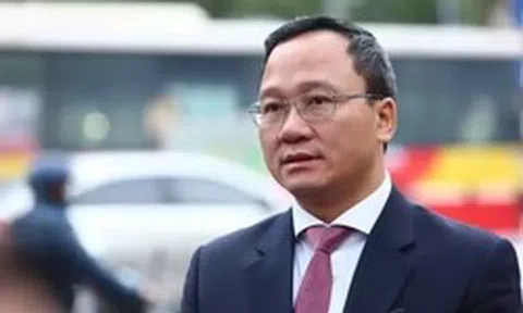 Ông Khuất Việt Hùng làm việc tại Vietjet