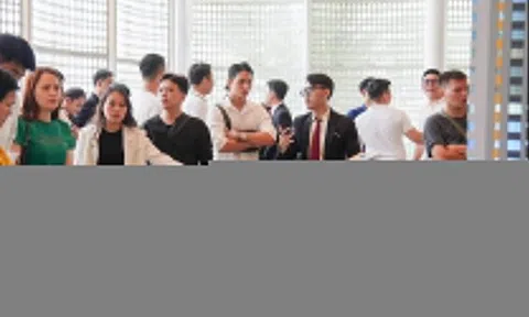Bớt áp lực lãi vay, doanh nghiệp bất động sản kéo khách về thị trường