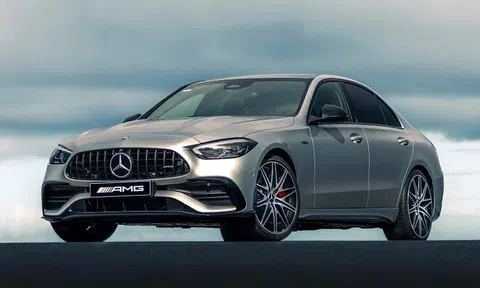Mercedes-AMG C 43 Edition R+ nhiều 'đồ chơi' nhưng giá lại rẻ hơn?