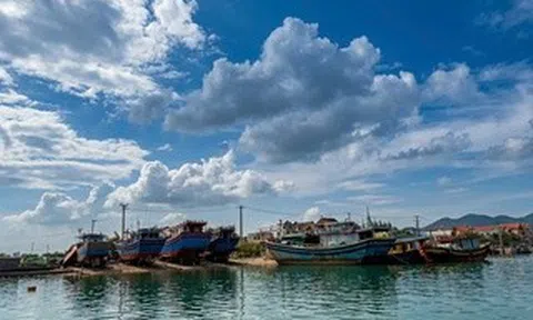 Khốn khổ vì 3 cơ sở sửa chữa tàu tự phát