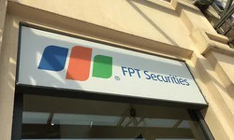 FPTS chốt quyền phát hành cổ phiếu thưởng và trả cổ tức tiền mặt 5%