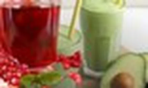 Phụ nữ U40 nên ăn 5 loại quả có tác dụng chống nắng tự nhiên trong mùa hè, ngăn tia UV, tăng sinh collagen để 60 tuổi chưa già