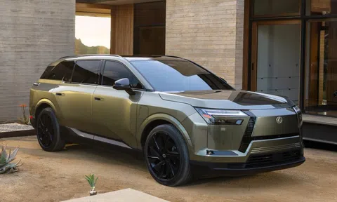 SUV thuần điện Lexus TZ chính thức ra mắt, phát âm thanh như siêu xe