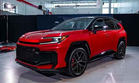 Xe hybrid hút khách tại Mỹ