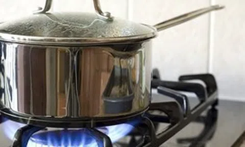 Lời khuyên đến những gia đình đang nấu ăn bằng nồi inox