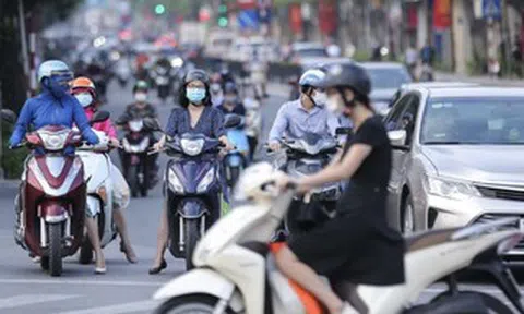 Hà Nội lùi thời hạn thông qua việc cấm xe máy xăng