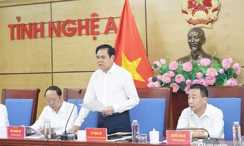 Chủ tịch UBND tỉnh Nghệ An: Sẽ xử lý mạnh các nhà thầu yếu kém để đẩy nhanh giải ngân vốn đầu tư công