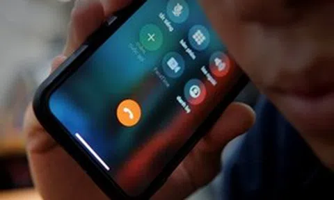 Mất sạch tiền trong tài khoản chỉ sau một thao tác khi nghe điện thoại