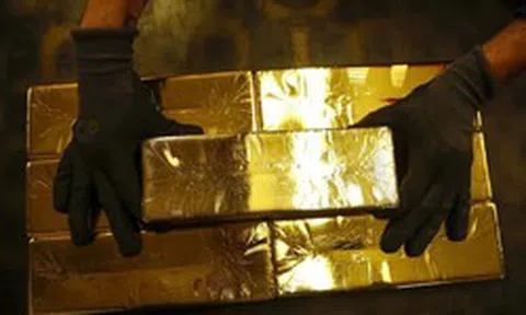 Một nhóm tổ chức mua ròng 20 tấn vàng trong 1 tháng, lượng nắm giữ gần ngưỡng kỷ lục