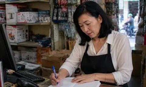 Tôi đã nghỉ hưu ở tuổi 49 chỉ vì quá mệt với công việc và phải trả giá bằng 5 năm chật vật tài chính