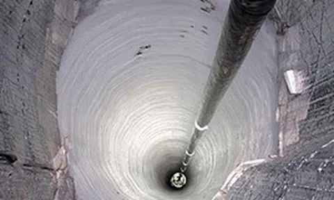 Con người đã khoan sâu 12.262 mét vào lòng đất và nghe thấy những âm thanh kỳ quái như "tiếng la hét từ địa ngục"