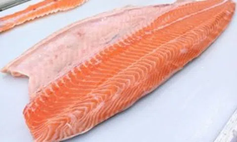 Lời khuyên khi mua cá hồi