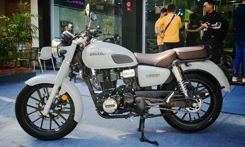 Cận cảnh Honda CB350C vừa đến Việt Nam, giá từ 185 triệu đồng