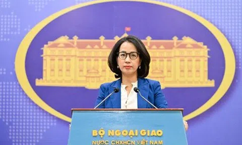 Phản đối hoạt động của Trung Quốc và Philippines tại quần đảo Trường Sa của Việt Nam