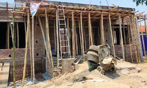 Bố mẹ vợ cho mảnh đất, bảo tôi xây nhà mà ở nhưng tôi thì sợ lắm, đành khất lần lữa cả năm trời không động đến