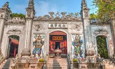 Ngôi đền Tổng Bí thư Tô Lâm đến dâng hương: Phải vượt qua 495 bậc đá, là Di sản văn hóa của nhân loại