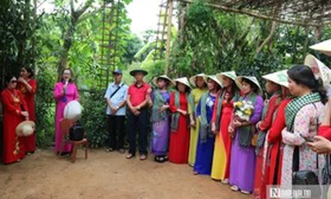 Về thăm quê hương Bác Hồ lần nào cũng bồi hồi, xúc động
