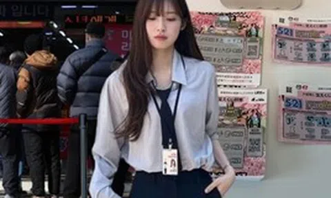 Phát hiện nhiều dân văn phòng xếp hàng mua xổ số sau giờ tan làm: “Biết đâu đổi đời”