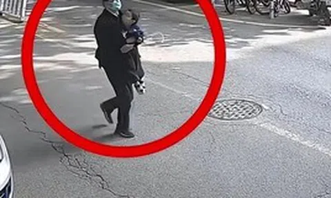 Chồng dẫn nhóm người bịt mặt "đón con" giữa phố, nữ Tiến sĩ Thanh Hoa chật vật với chuỗi ngày tìm kiếm con trong vô vọng