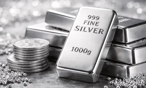 Giá bạc hôm nay (18/5): Bạc trong nước bật tăng trở lại, trái chiều bạc thế giới lao dốc không phanh
