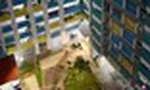 Đâm bạn gái tử vong, thanh niên nhảy xuống từ tầng 18, người thân đến hiện trường nghe tin rồi ngất xỉu